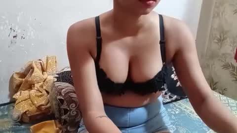 Snapshot of poulomi_das chatting on November 7, 6:02 am poulomi online show from November 7, 6:02 am