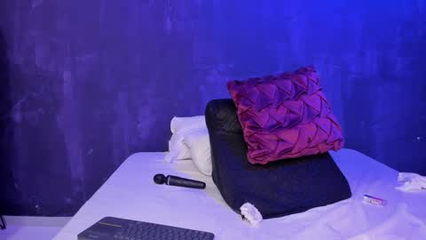 Powder  online show from February 4, 5:01 pm