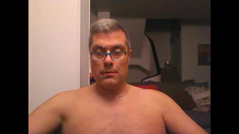 Snapshot of prendimisubito chatting on December 4, 1:25 am prendimisubito online show from December 4, 1:25 am