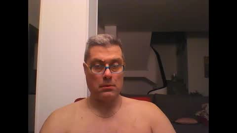 Snapshot of prendimisubito chatting on February 18, 1:21 am prendimisubito online show from February 18, 1:21 am