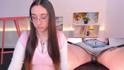 Snapshot of press_anykey chatting on November 11, 12:05 pm Camila online show from November 11, 12:05 pm