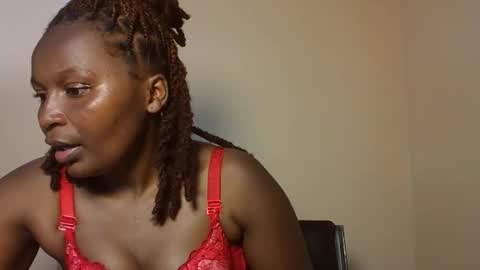 Essy online show from December 14, 4:45 pm