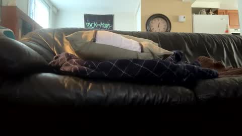 pretty_boy321 online show from February 26, 8:22 pm