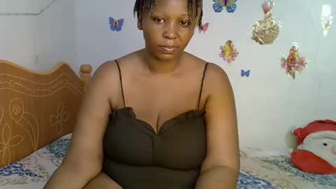 Snapshot of pretty_dey chatting on November 5, 11:32 am pretty_dey online show from November 5, 11:32 am