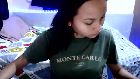 Snapshot of pretty_dharryhann chatting on December 15, 2:49 am pretty_dharryhann online show from December 15, 2:49 am