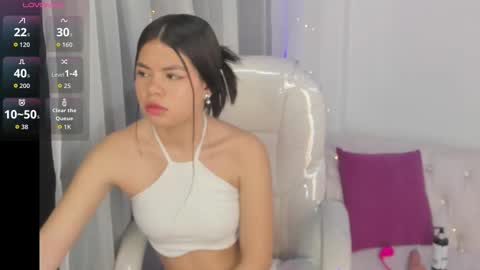 pretty online show from September 18, 12:29 pm