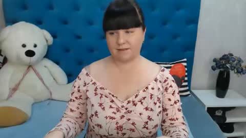 pretty_malika online show from January 28, 1:27 pm