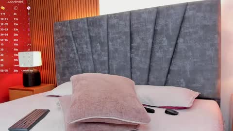 Daisy Flower online show from February 19, 2:12 am