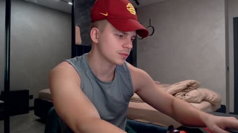 Justin online show from January 6, 3:31 am