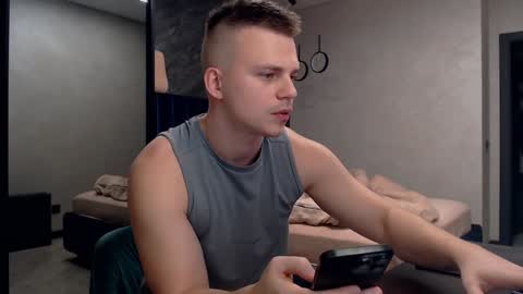 Justin online show from January 10, 3:29 am