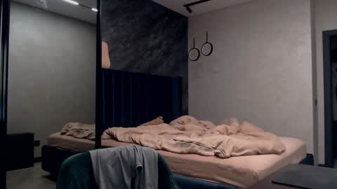 Justin online show from January 10, 9:34 am