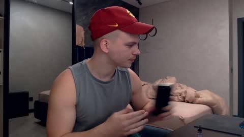 Justin online show from January 16, 7:28 am