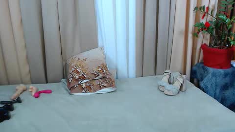 Snapshot of prettyakhira chatting on February 3, 10:00 pm prettyakhira online show from February 3, 10:00 pm