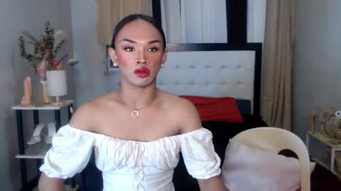 Snapshot of prettyakhira chatting on February 18, 1:44 pm prettyakhira online show from February 18, 1:44 pm