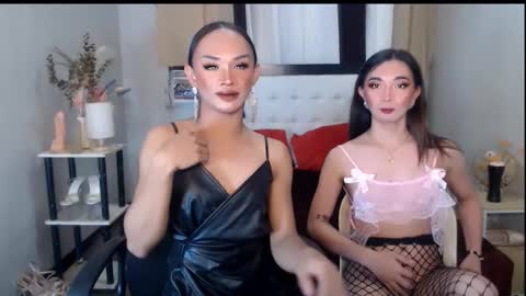 Snapshot of prettyakhira chatting on February 19, 11:17 am prettyakhira online show from February 19, 11:17 am