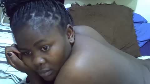 prettybooty1 online show from February 28, 11:12 pm