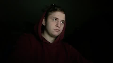 prettyboyhot01 online show from December 3, 2:05 pm