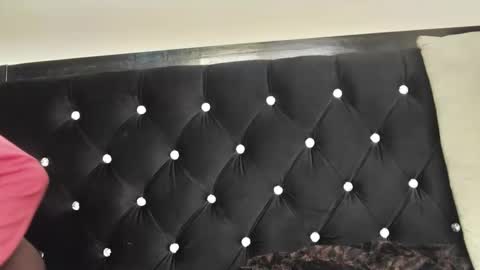 Vee online show from November 4, 6:12 am