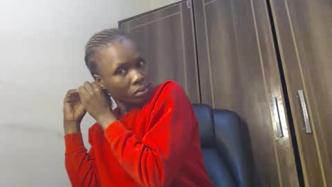 Vee online show from November 19, 6:24 am