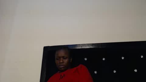 Vee online show from November 25, 7:08 am