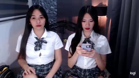 ASHLEY online show from December 8, 3:13 pm