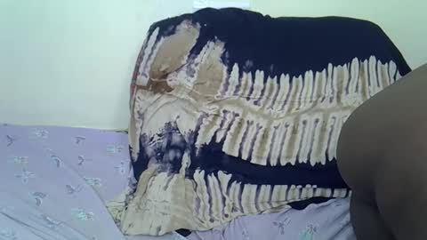 LILIAN online show from November 13, 7:51 am