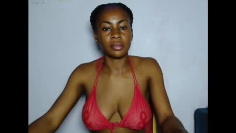 evelyn online show from November 18, 4:00 pm