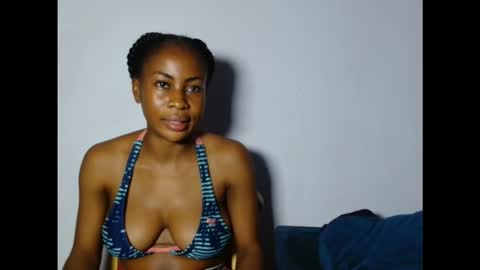 evelyn online show from December 1, 6:57 pm