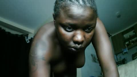 prettyreen online show from November 9, 3:32 pm