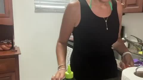 prettyyykittyyy22 online show from September 12, 5:13 pm