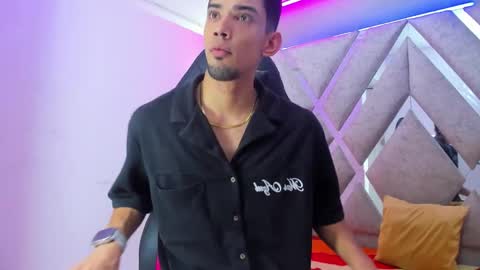 prince_arthur77 online show from November 25, 1:00 pm