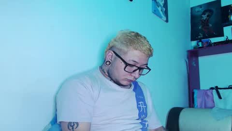 Prince online show from December 15, 11:42 pm