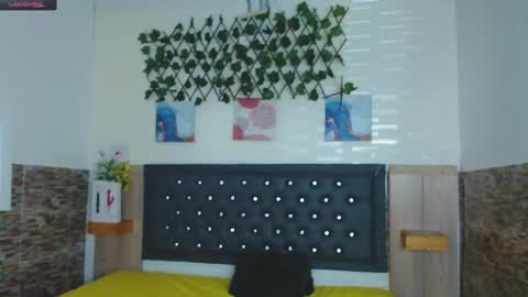 Princess Martinez online show from December 11, 4:31 pm