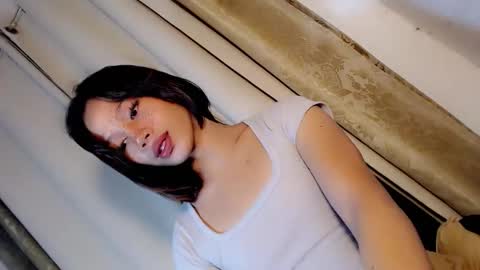 Snapshot of princess_stella69 chatting on November 6, 9:32 am STELLA MAE online show from November 6, 9:32 am