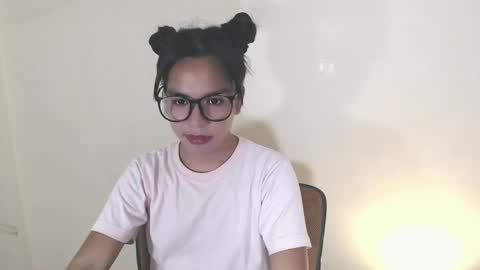 Snapshot of princess_yurie chatting on March 2, 10:56 am Yurie online show from March 2, 10:56 am