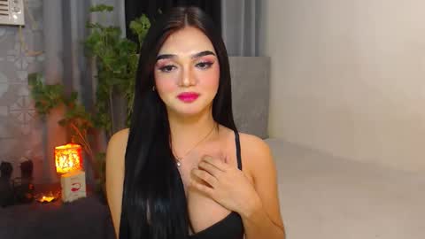 PrincessDONT FORGET TO FOLLOW ME online show from December 11, 4:09 pm