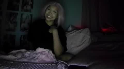 Snapshot of princesskimami chatting on October 23, 10:03 am princesskimami online show from October 23, 10:03 am