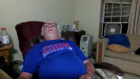 Snapshot of prlbob77 chatting on September 24, 12:25 am prlbob77 online show from September 24, 12:25 am