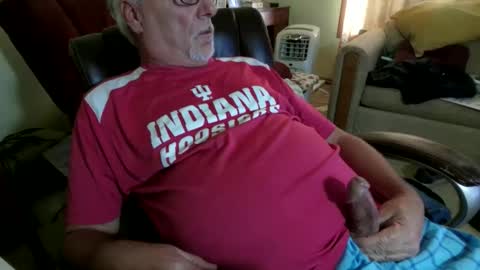 Snapshot of prlbob77 chatting on November 7, 9:15 pm prlbob77 online show from November 7, 9:15 pm