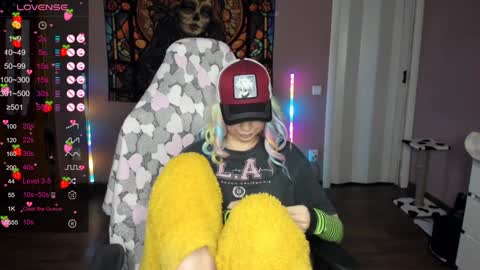 Di online show from December 7, 10:17 pm