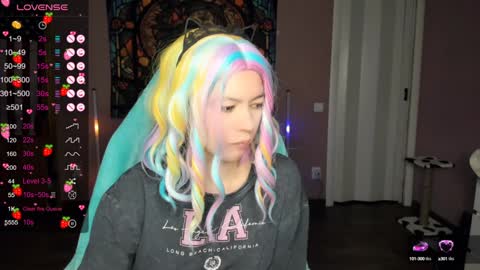 Di online show from December 13, 4:05 pm