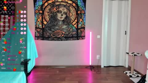 Di online show from January 6, 2:36 pm