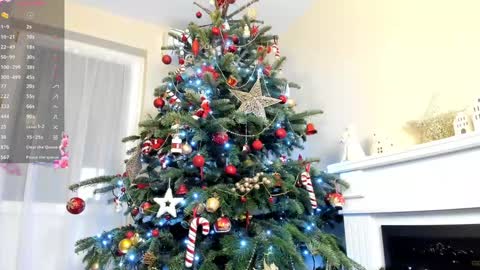 Snapshot of project_raven chatting on December 22, 5:53 pm Raven but you can call me sweetie or honey too online show from December 22, 5:53 pm