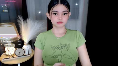 prtty abby03 on ig follow me love online show from September 28, 3:17 pm