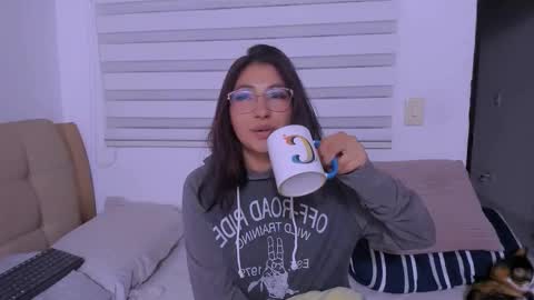 Mara online show from December 1, 5:23 am