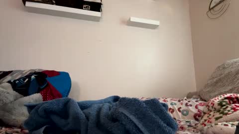 Sk8wave online show from February 11, 1:20 am