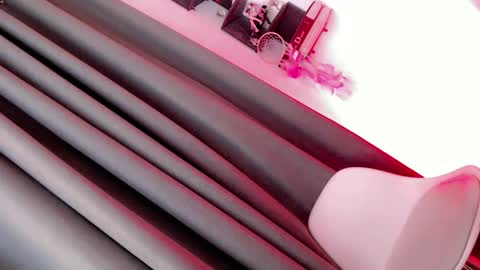 Snapshot of public_slut_cam chatting on September 30, 5:23 am public_slut_cam online show from September 30, 5:23 am