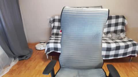 Polly online show from September 19, 4:14 am