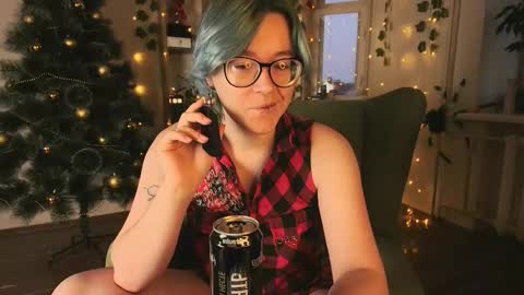 Snapshot of pumbazaebumba chatting on December 6, 11:11 am Alisa lack of vitamin D online show from December 6, 11:11 am