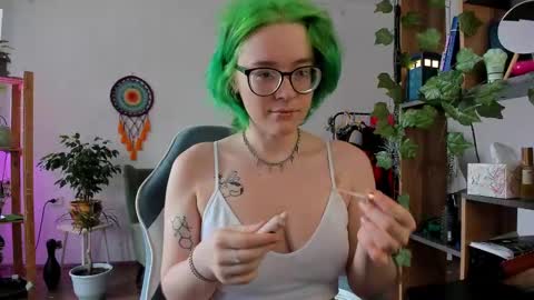 Snapshot of pumbazaebumba chatting on March 1, 8:13 am Alisa lack of vitamin D online show from March 1, 8:13 am